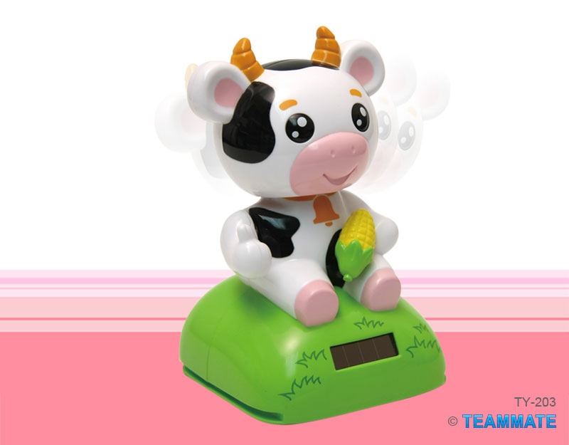 牛牛太陽能擺設  Cow Solar Mover